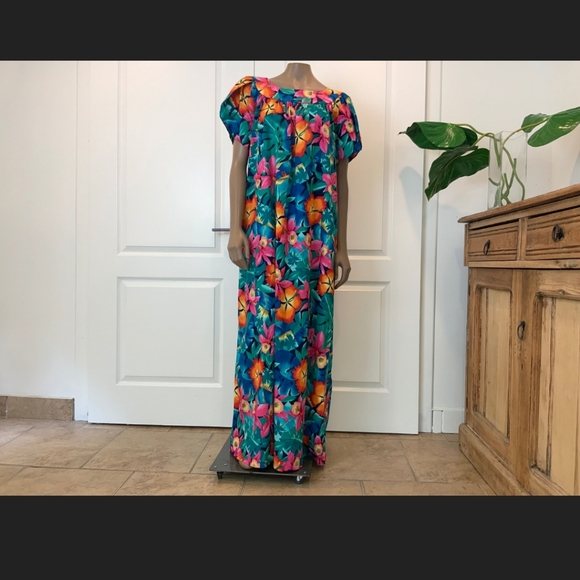 Hilo Hattie Dresses & Skirts - vintage Hilo Hattie Tropical Caftan/Kaftan size XL